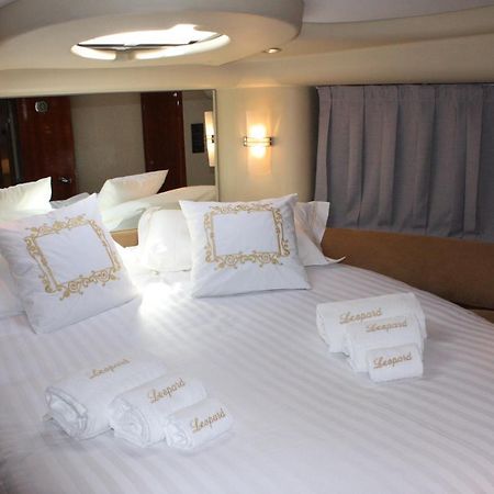 Porto Private Yacht- Accommodation Douro River Екстериор снимка