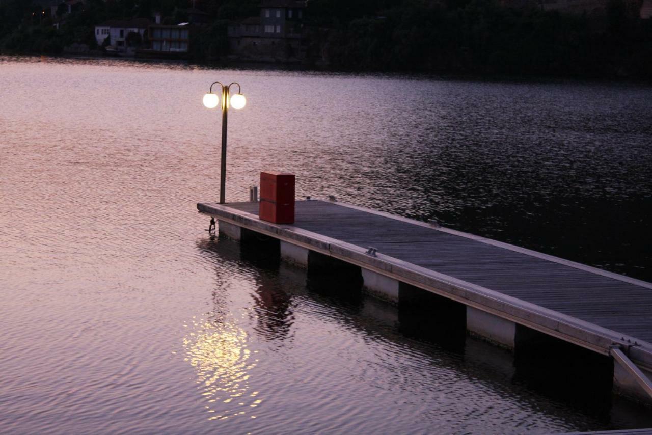 Porto Private Yacht- Accommodation Douro River Екстериор снимка