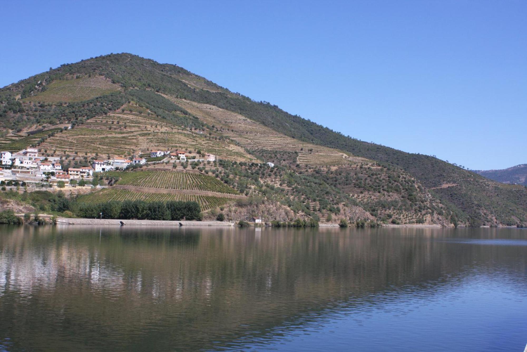 Porto Private Yacht- Accommodation Douro River Екстериор снимка